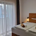 Leo Πόρετς